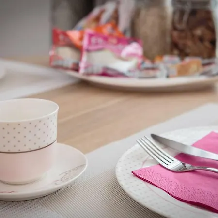 アパート Flawless トロギール